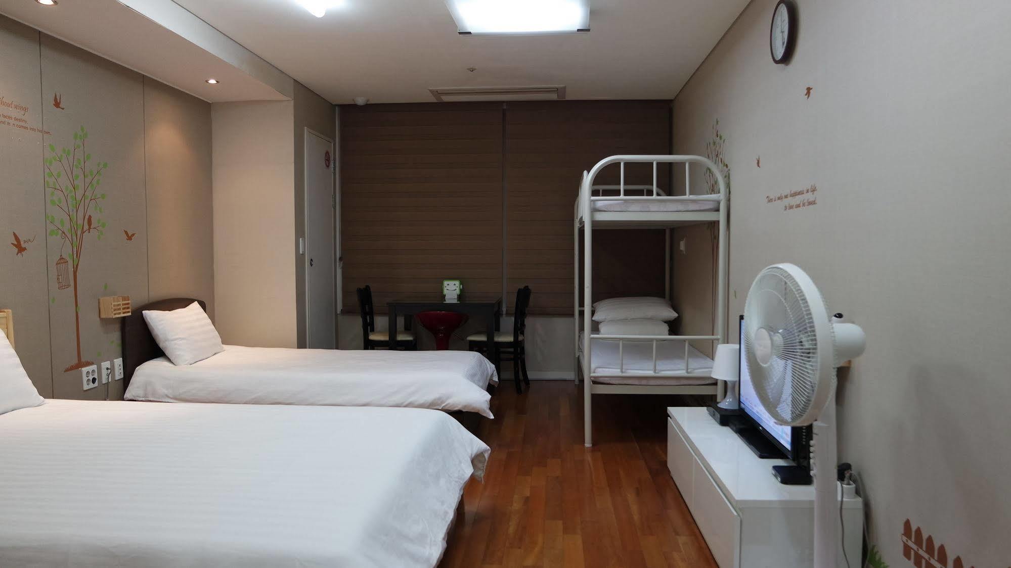 Hostel Coco Seul Zewnętrze zdjęcie