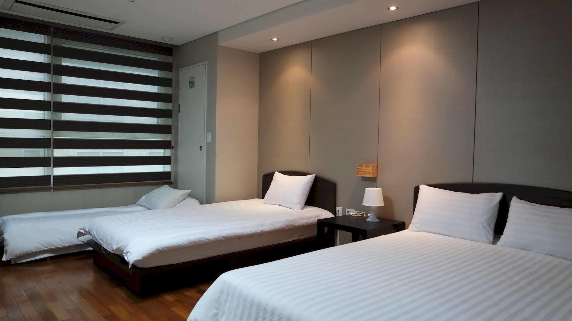 Hostel Coco Seul Zewnętrze zdjęcie